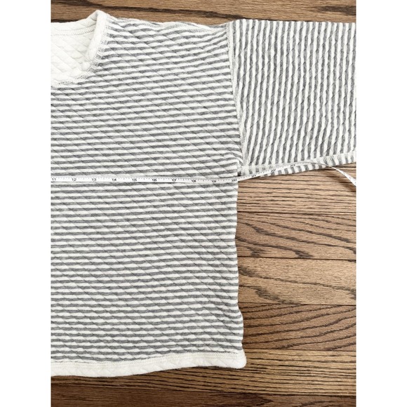 J.Crew Quilted Striped Cropped Sweater Women's Long Sleeve Casual Comfort - Picture 5 of 7